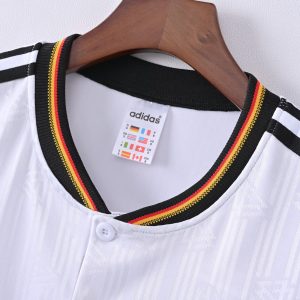 387bb8bb92acb7f230408f17e7898704-1