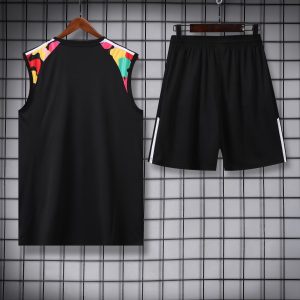 2024/2025 Manchester United pre-match training Black Jersey+Shorts 1:1 Thai Quality
