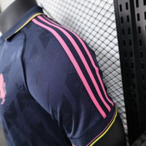 2024/2025 Player Version Juventus Retro Style Football Shirt 1:1 Thai Quality